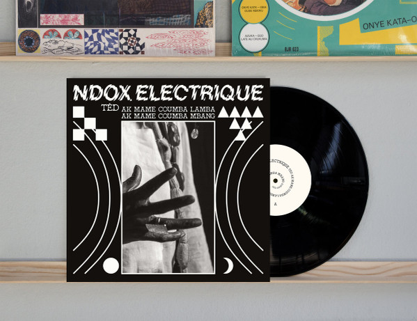 Ndox Electrique - Tëdd ak Mame Coumba Lamba ak Mame Coumba Mbang | Les Disques Bongo Joe (BJR089) - 2 Ndox Electrique - Tëdd ak Mame Coumba Lamba ak Mame Coumba Mbang | Les Disques Bongo Joe (BJR089) - 2