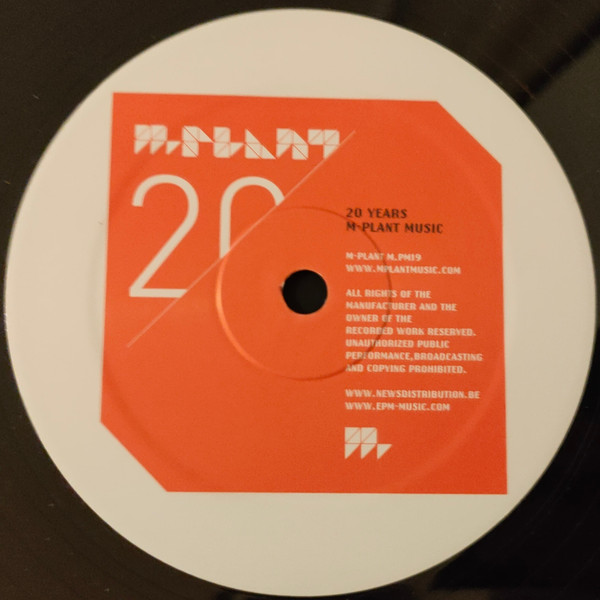 Robert Hood - Untitled / One Touch (Mark Broom Edits) | M-Plant (M.PM19) - 2 Robert Hood - Untitled / One Touch (Mark Broom Edits) | M-Plant (M.PM19) - 2