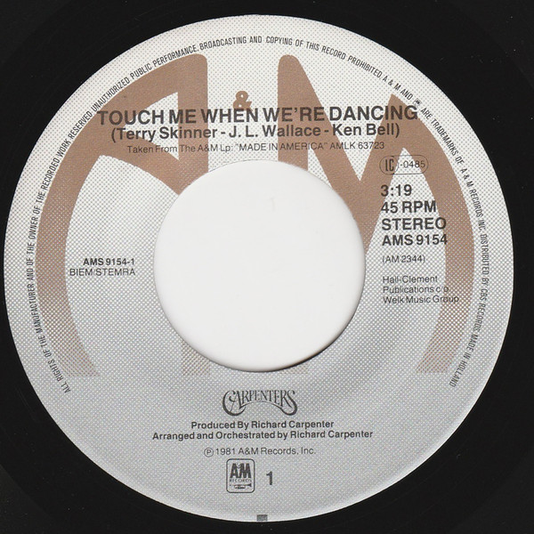 Carpenters - Touch Me When We're Dancing | A&M Records (AMS 9154) - 3