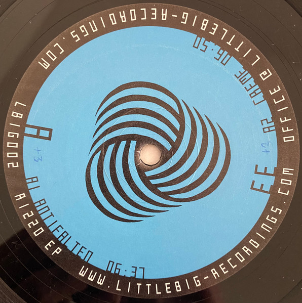 Daniel Rizzo - Rizzo EP | Little Big Recordings (LBIG002) - 3