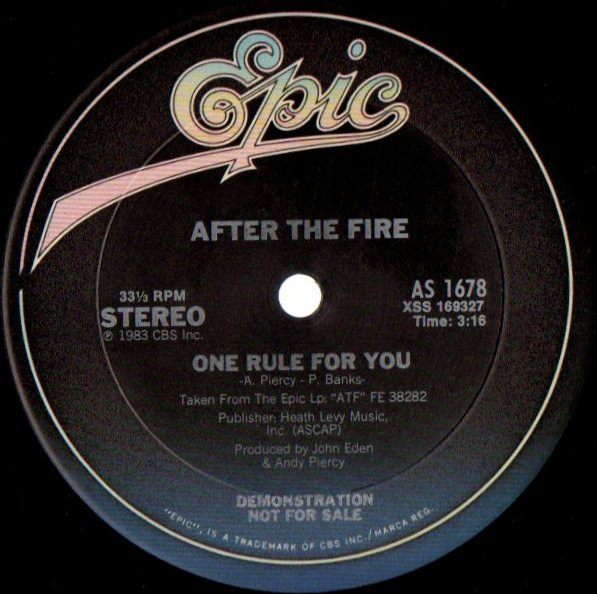 After The Fire - Dancing In The Shadows | Epic (AS 1678) - 2