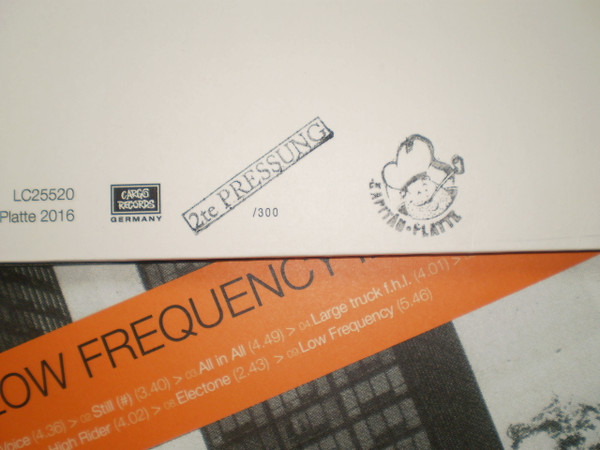 The Low Frequency In Stereo - The Low Frequency In Stereo | Kapitän Platte (Kutter 032) - 2 The Low Frequency In Stereo - The Low Frequency In Stereo | Kapitän Platte (Kutter 032) - 2