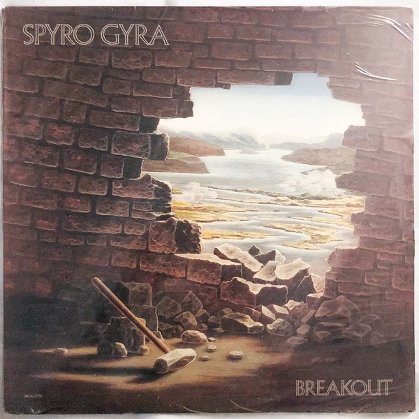 Spyro Gyra - Breakout | MCA Records (MCA-5753)