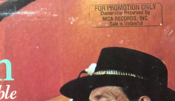 Willie Nelson - Family Bible | MCA Songbird (MCA-3258) - 2