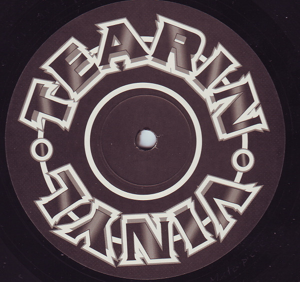 Secta One - Universe / Nebula Funk | Tearin Vinyl (TEAR 11) - 2 Secta One - Universe / Nebula Funk | Tearin Vinyl (TEAR 11) - 2