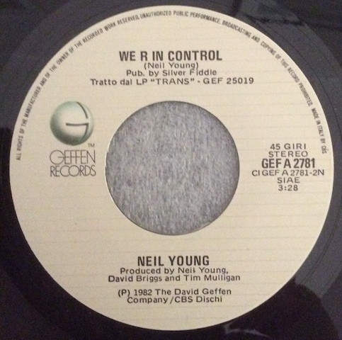 Neil Young - Little Thing Called Love | Geffen Records (GEF A 2781) - 4