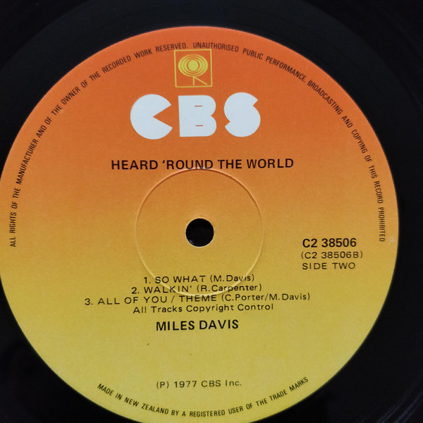 Miles Davis - Heard 'Round The World | CBS (C2 38506) - 4