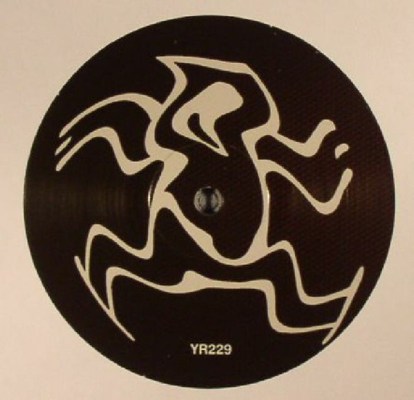 Aaaron - Black Arp EP | Yoshitoshi Recordings (YR229) - 2 Aaaron - Black Arp EP | Yoshitoshi Recordings (YR229) - 2