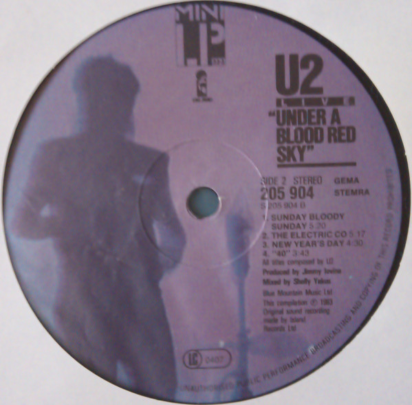 U2 - Live "Under A Blood Red Sky" | Island Records (205 904-270) - 4 U2 - Live "Under A Blood Red Sky" | Island Records (205 904-270) - 4
