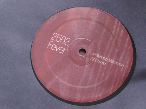 2562 - Fever | When In Doubt (doubt001lp) - 2 2562 - Fever | When In Doubt (doubt001lp) - 2