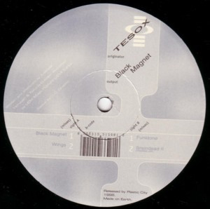Tesox - Black Magnet | Plastic City America (PLACUSA 004-6) - 3