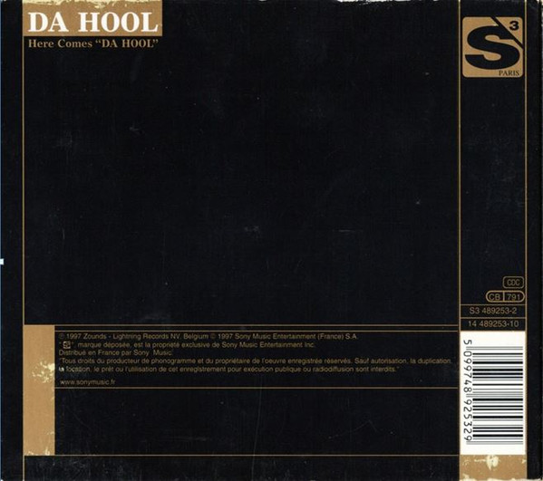 Here Comes "Da Hool"