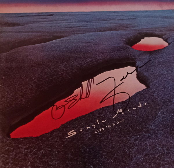 Simple Minds - Life In A Day | Virgin (E 204940)