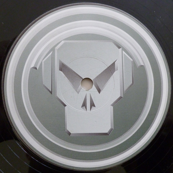 Source Direct - A Made Up Sound / The Cult | Metalheadz (MET H 016) - 2