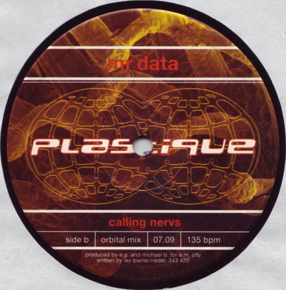 Mr Data - Calling Nervs | Plastique (343 420) - 2