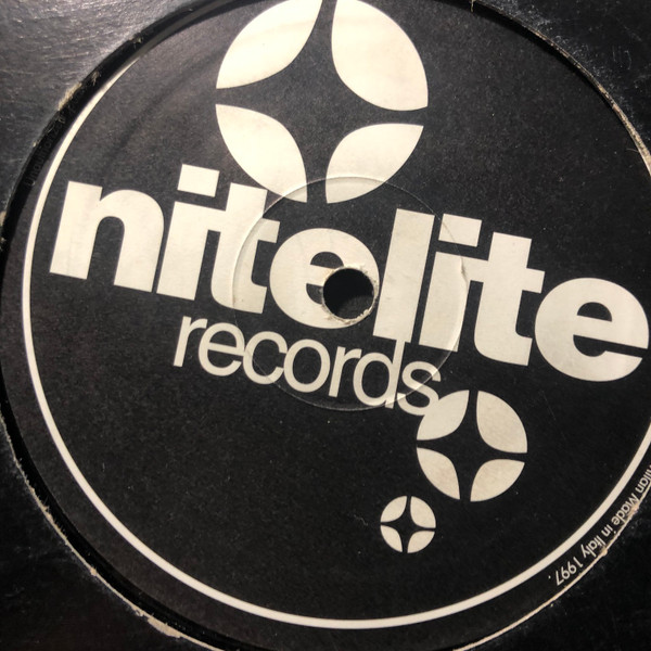 Walty - Take Me Higher / Alright* | Nitelite Records (NL 9703) - 3