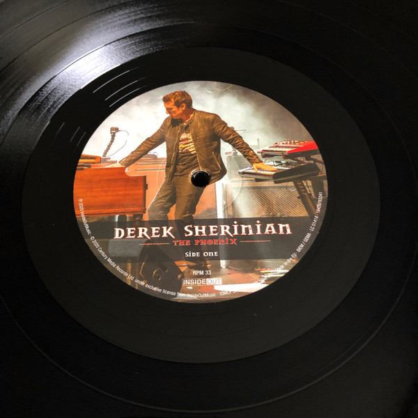 Derek Sherinian - The Phoenix | Inside Out Music (IOMLP 561) - 2 Derek Sherinian - The Phoenix | Inside Out Music (IOMLP 561) - 2
