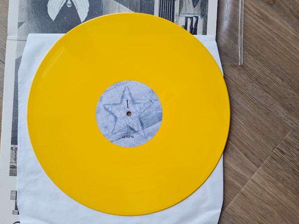 Neutral Milk Hotel - On Avery Island | Fire Records (FIRELP53X) - 3