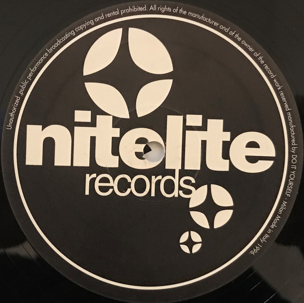 Carlitos Band - Boyz 'N' Girlz | Nitelite Records (NL 9608) - main