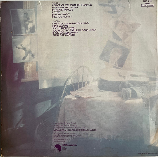 Cliff Richard - I'm Nearly Famous | EMI Records Ltd. (EMC 3122) - 2