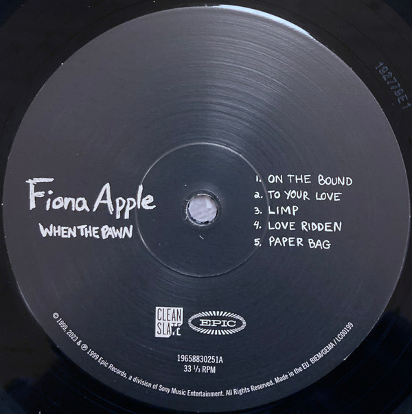 Fiona Apple - When The Pawn | Clean Slate (19658830251) - 4