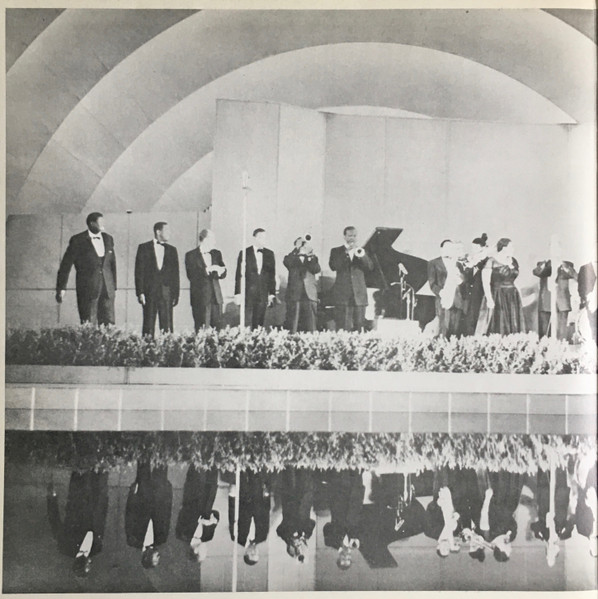 Various - Jazz At The Hollywood Bowl | Verve Records (2610 058) - 2 Various - Jazz At The Hollywood Bowl | Verve Records (2610 058) - 2