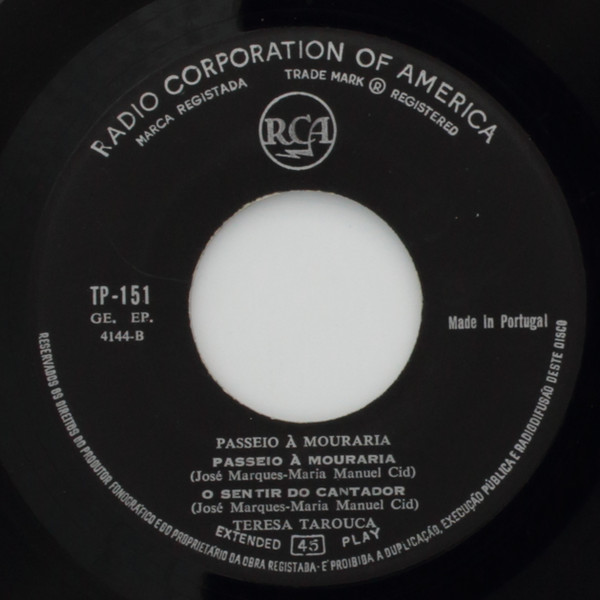 Tereza Tarouca - Passeio À Mouraria | RCA Victor (TP-151) - 4