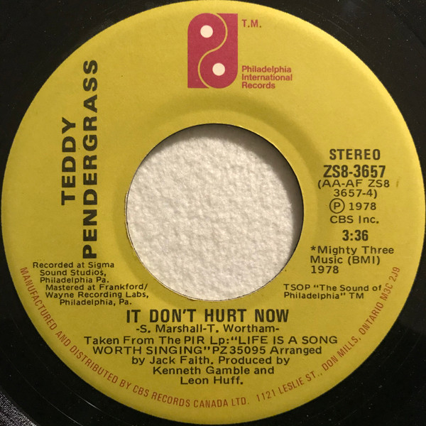 Teddy Pendergrass - Only You / It Don't Hurt Now (7") [Vinyl] | Philadelphia International Records (ZS8-3657) - 2