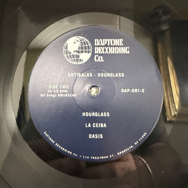 Antibalas - Hourglass | Daptone Recording Co. (DAP-081) - 4 Antibalas - Hourglass | Daptone Recording Co. (DAP-081) - 4