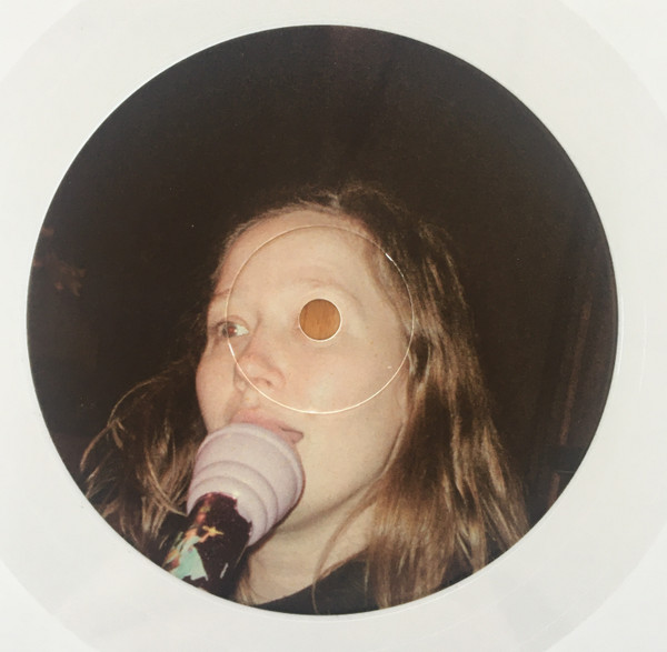 Julia Jacklin - Pre Pleasure | Liberation Records (LRLP0032W) - 4 Julia Jacklin - Pre Pleasure | Liberation Records (LRLP0032W) - 4