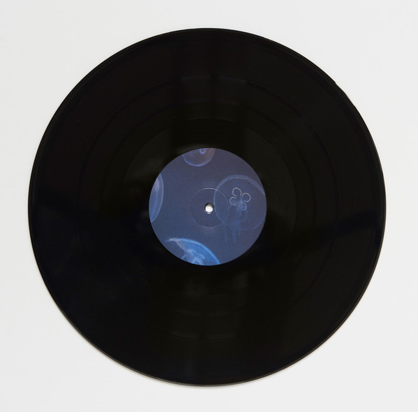 Quantec - Moments EP | Neighbour Recordings (NBR02) - 3