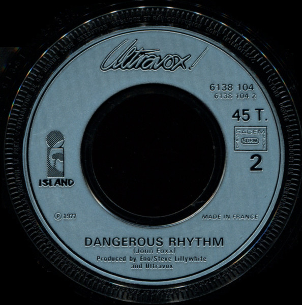 Ultravox - Young Savage | Island Records (6138 104) - 4
