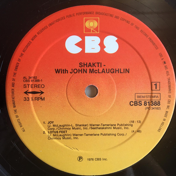 Shakti With John McLaughlin - Shakti With John McLaughlin | CBS (CBS 81388) - 3 Shakti With John McLaughlin - Shakti With John McLaughlin | CBS (CBS 81388) - 3
