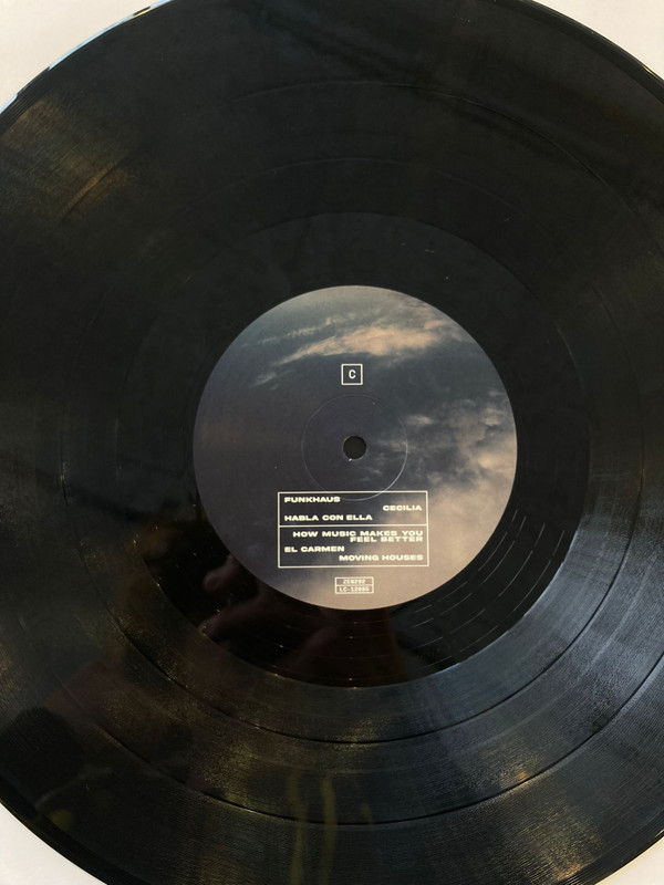 Sofia Kourtesis - Madres | Ninja Tune (Zen292) - 2 Sofia Kourtesis - Madres | Ninja Tune (Zen292) - 2