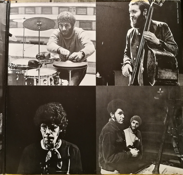 Circle - Paris - Concert | ECM Records (ECM 1018/19 ST) - 3 Circle - Paris - Concert | ECM Records (ECM 1018/19 ST) - 3