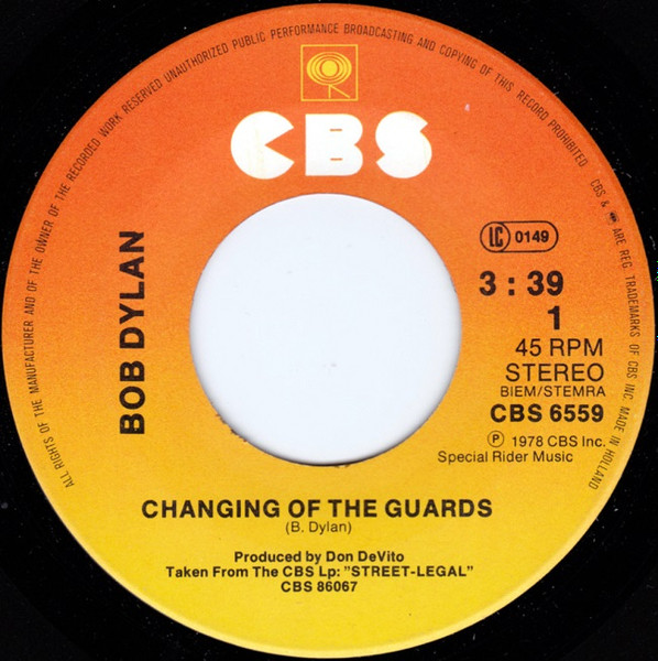 Bob Dylan - Changing Of The Guards | CBS (CBS 6559) - 3