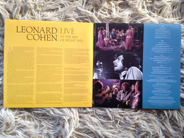 Leonard Cohen - Live At The Isle Of Wight 1970 | Columbia (88697 57070 1) - 2 Leonard Cohen - Live At The Isle Of Wight 1970 | Columbia (88697 57070 1) - 2