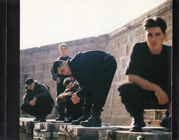 New Kids On The Block - Face The Music | Columbia (474359 2) - 3 New Kids On The Block - Face The Music | Columbia (474359 2) - 3