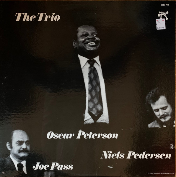 The Oscar Peterson Trio , Oscar Peterson , Niels-Henning Ørsted Pedersen , Joe Pass - The Trio | Pablo Records (2310 701)