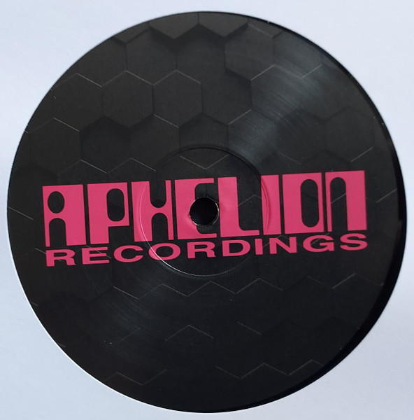 Zugzwang - Arrest | Aphelion Recordings (APH 003) - 4 Zugzwang - Arrest | Aphelion Recordings (APH 003) - 4
