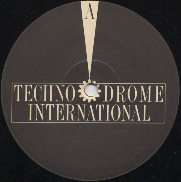 Recall IV - Contrast | Techno Drome International (chapter 2 program 6) - 3 Recall IV - Contrast | Techno Drome International (chapter 2 program 6) - 3