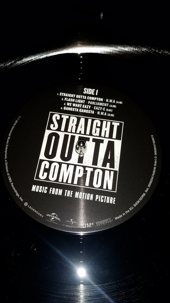 Various - Straight Outta Compton (Music From The Motion Picture) | Universal Music Group International (00602547449245) - 3 Various - Straight Outta Compton (Music From The Motion Picture) | Universal Music Group International (00602547449245) - 3