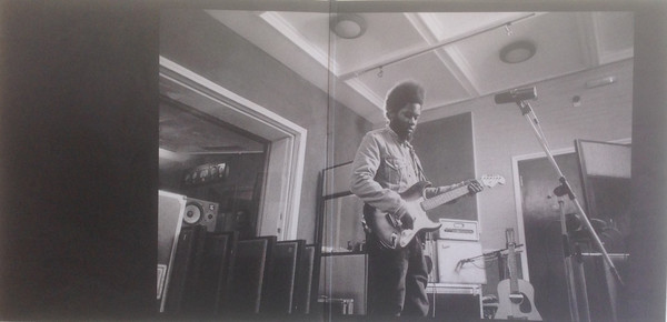 Michael Kiwanuka - Love & Hate | Polydor (4783458) - 2 Michael Kiwanuka - Love & Hate | Polydor (4783458) - 2