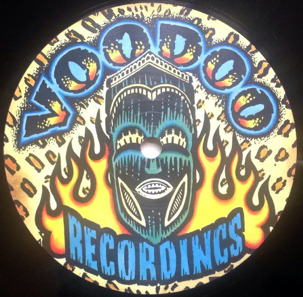 Los Chicharrons - East Meets West | Voodoo Recordings (Vood002) - 3 Los Chicharrons - East Meets West | Voodoo Recordings (Vood002) - 3