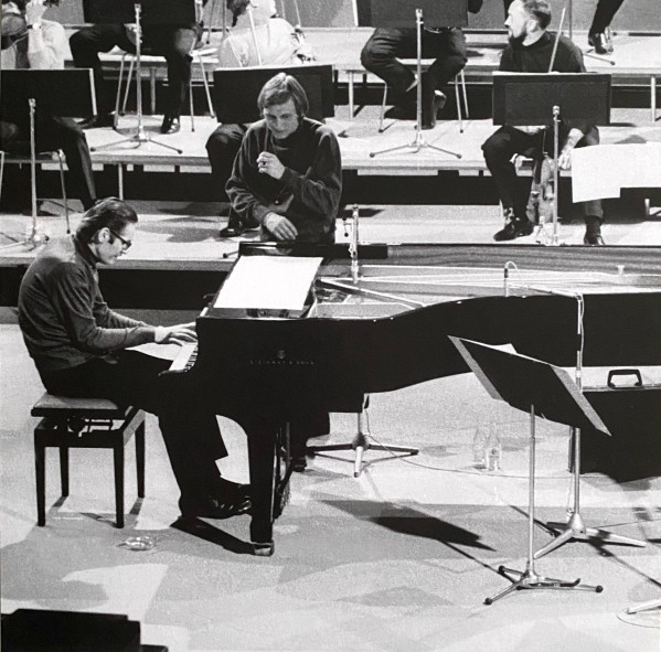 Bill Evans - Treasures (Solo, Trio & Orchestra Recordings From Denmark (1965-1969)) | Elemental Music (5990544) - 4 Bill Evans - Treasures (Solo, Trio & Orchestra Recordings From Denmark (1965-1969)) | Elemental Music (5990544) - 4