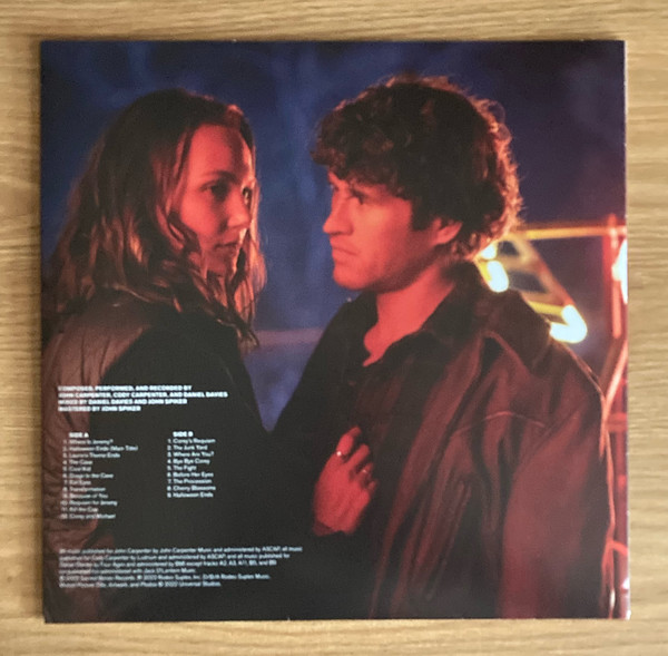 John Carpenter , Cody Carpenter , And Daniel Davies - Halloween Ends (Original Motion Picture Soundtrack) | Sacred Bones Records (SBR-315) - 2 John Carpenter , Cody Carpenter , And Daniel Davies - Halloween Ends (Original Motion Picture Soundtrack) | Sacred Bones Records (SBR-315) - 2