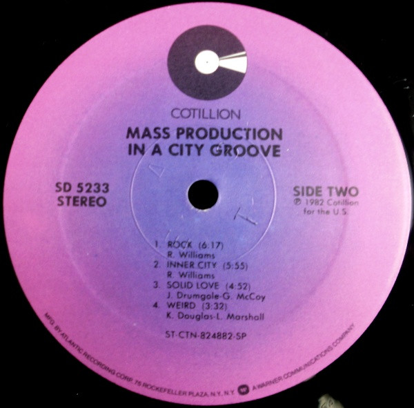 Mass Production - In A City Groove | Cotillion (SD 5233) - 4 Mass Production - In A City Groove | Cotillion (SD 5233) - 4