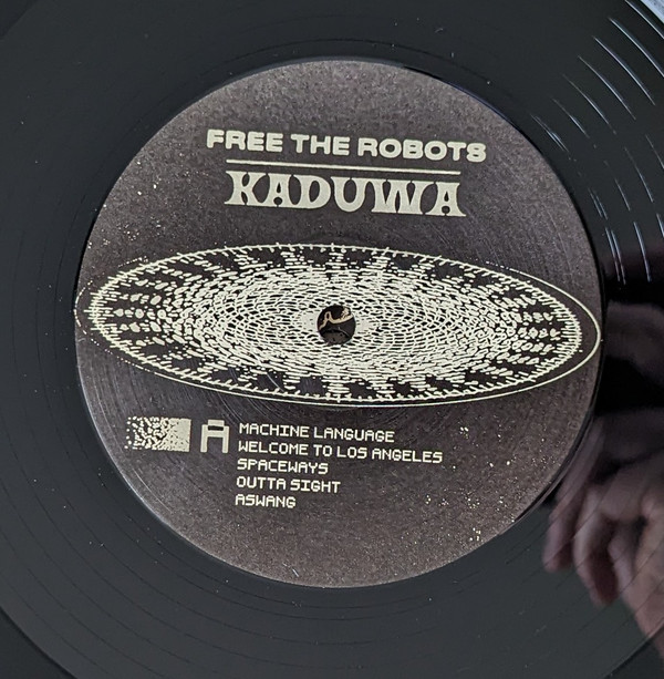 Free The Robots - Kaduwa | Astral Travels Records (LFTR 033) - 3
