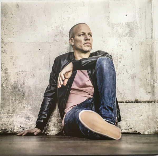 Avishai Cohen - 1970 | Sony Music Masterworks France (88985462041) - 2 Avishai Cohen - 1970 | Sony Music Masterworks France (88985462041) - 2