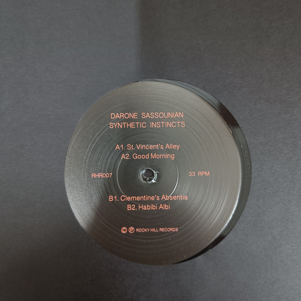 Darone Sassounian - Synthetic Instincts | Rocky Hill (RHR007) - 4 Darone Sassounian - Synthetic Instincts | Rocky Hill (RHR007) - 4